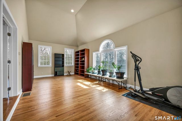 284 Northington Drive, Avon, CT 06001