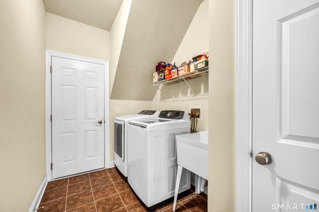 284 Northington Drive, Avon, CT 06001