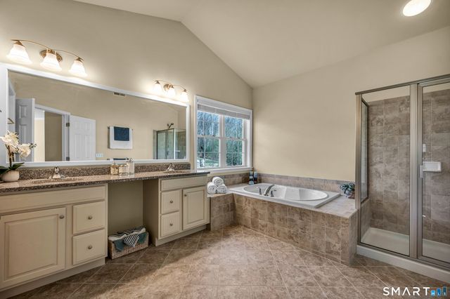 284 Northington Drive, Avon, CT 06001