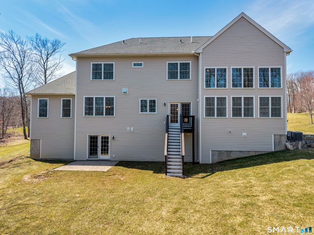 284 Northington Drive, Avon, CT 06001