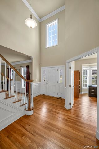 284 Northington Drive, Avon, CT 06001