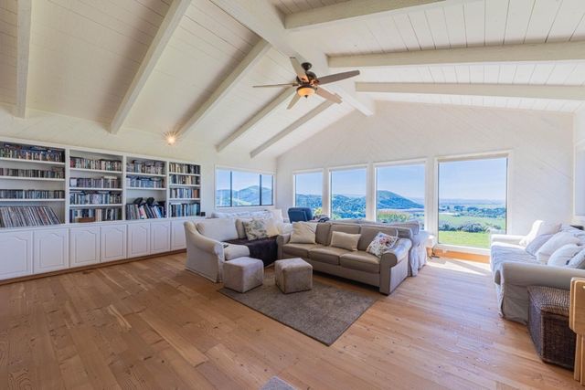 169 Old Stage Road, Salinas, CA 93908