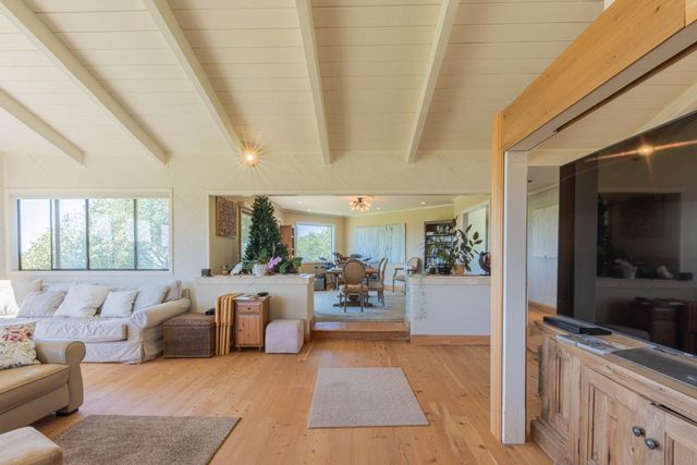 169 Old Stage Road, Salinas, CA 93908