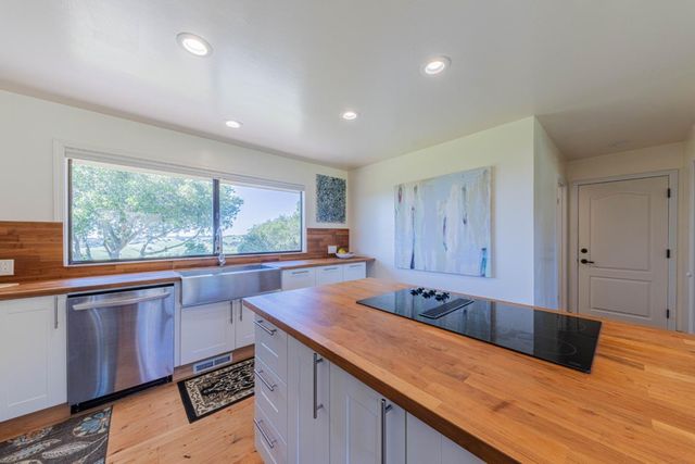 169 Old Stage Road, Salinas, CA 93908