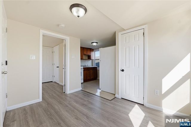 279 Ridgewood Avenue 3, Newark, NJ 07112