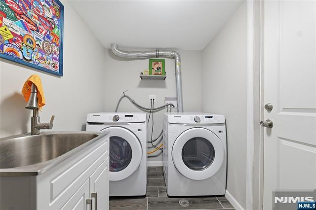 279 Ridgewood Avenue 3, Newark, NJ 07112