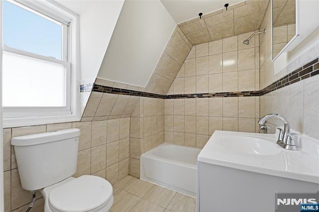 279 Ridgewood Avenue 3, Newark, NJ 07112