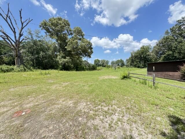 3579 LA-392, Hornbeck, LA 71439