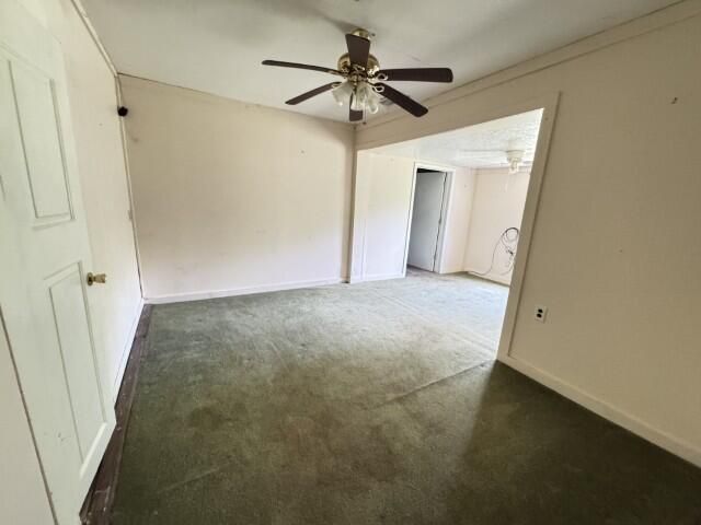 3579 LA-392, Hornbeck, LA 71439