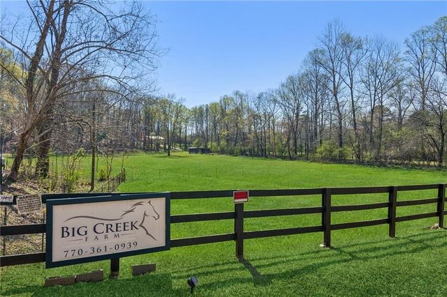 5388 Frazer Road, Buford, GA 30518