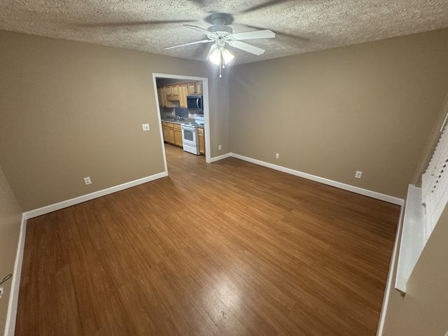 805 Chilhowee Ct, Smyrna, TN 37167