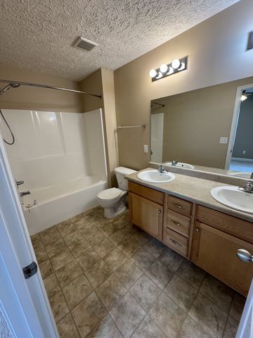 805 Chilhowee Ct, Smyrna, TN 37167