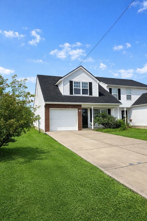 805 Chilhowee Ct, Smyrna, TN 37167