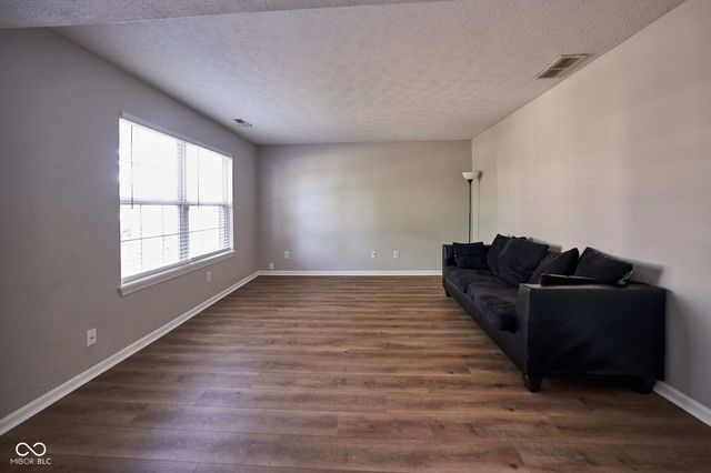 4609 Oakforge Drive, Indianapolis, IN 46254