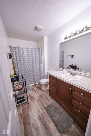 4609 Oakforge Drive, Indianapolis, IN 46254