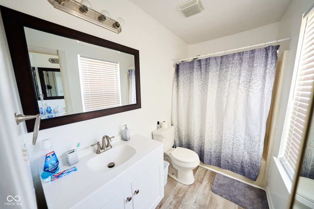 4609 Oakforge Drive, Indianapolis, IN 46254