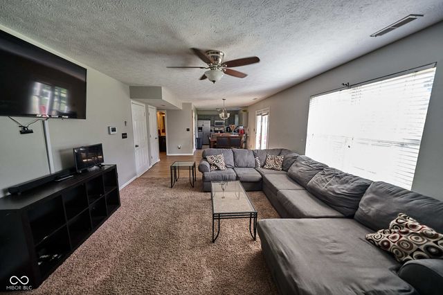 4609 Oakforge Drive, Indianapolis, IN 46254