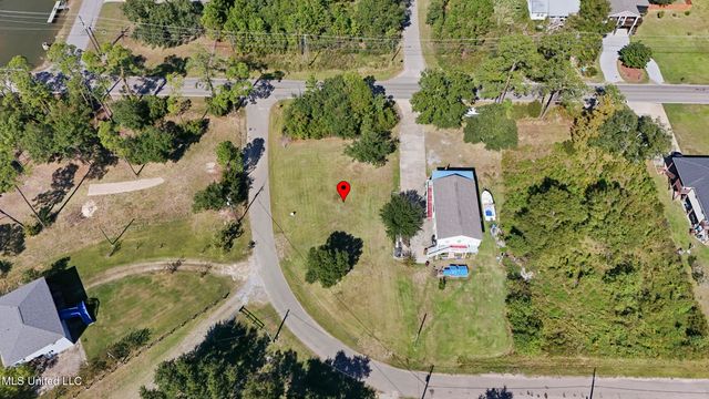 105 Mimosa Street, Pass Christian, MS 39571