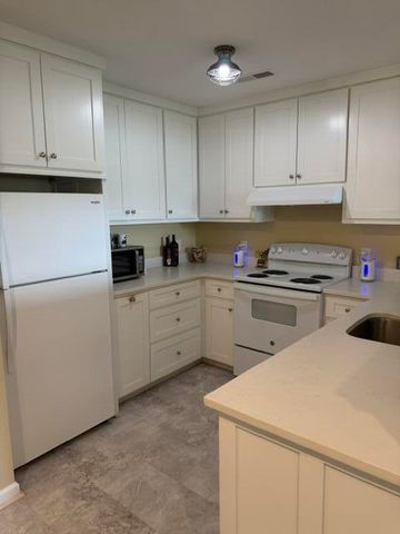 1071 Clearview Drive, Manning, SC 29102