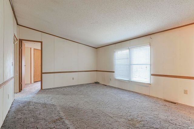 5215 Hazelwood Court, South Bend, IN 46619