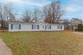 5215 Hazelwood Court, South Bend, IN 46619