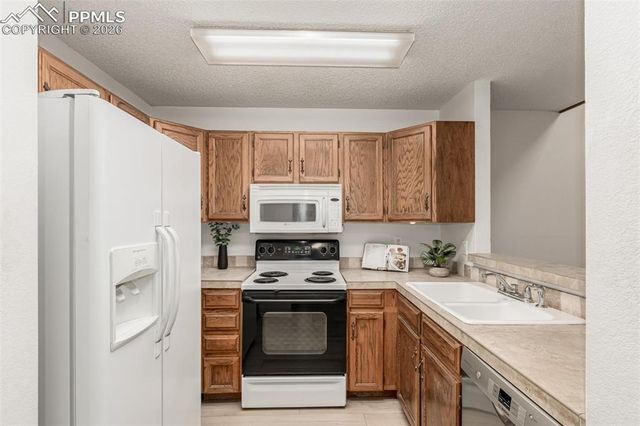 2809 Boxwood Place, Colorado Springs, CO 80920