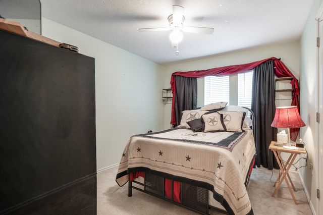 2002 Indian Shores Road, Crosby, TX 77532