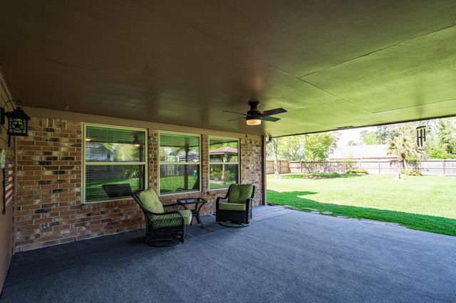 2002 Indian Shores Road, Crosby, TX 77532