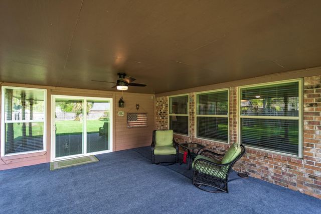 2002 Indian Shores Road, Crosby, TX 77532