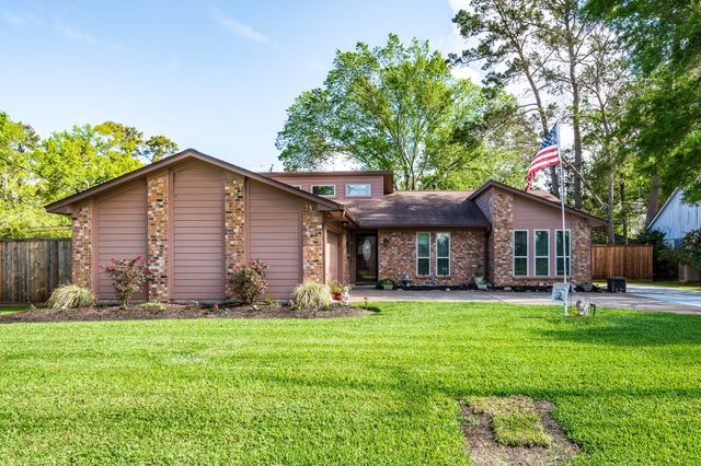 2002 Indian Shores Road, Crosby, TX 77532