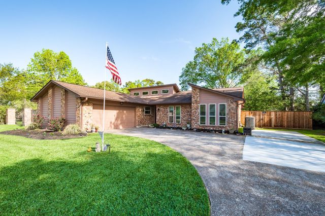 2002 Indian Shores Road, Crosby, TX 77532