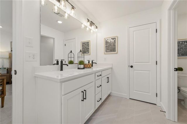 688 Sunstone Lane, Lawrenceville, GA 30043