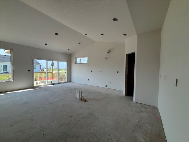 415 NW Ryder Drive, Waukee, IA 50263