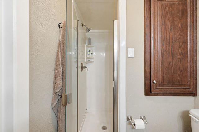 102 N Valley Street, Red Oak, TX 75154