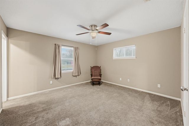 102 N Valley Street, Red Oak, TX 75154