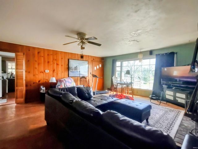120 Longwood Avenue, Anderson, IN 46011