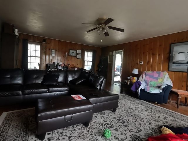 120 Longwood Avenue, Anderson, IN 46011