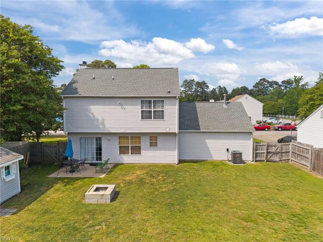 10 Old Pond CT, Hampton, VA 23666