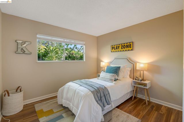 2651 Tamalpais Dr, Pinole, CA 94564