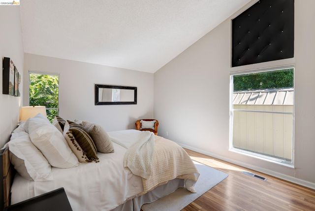 2651 Tamalpais Dr, Pinole, CA 94564