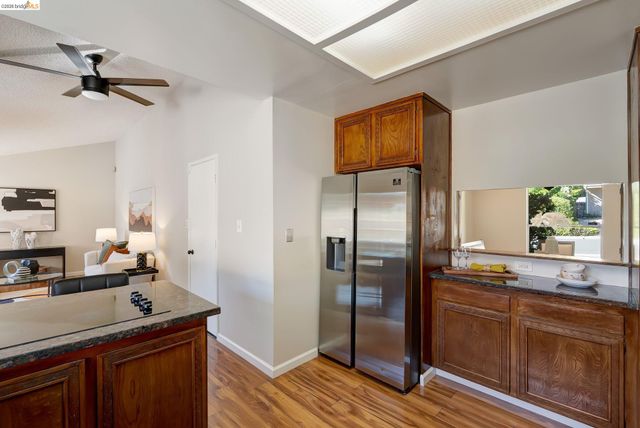 2651 Tamalpais Dr, Pinole, CA 94564