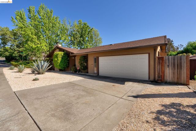 2651 Tamalpais Dr, Pinole, CA 94564