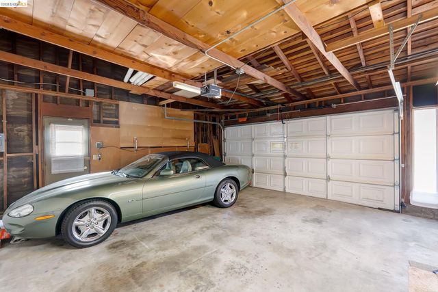 2651 Tamalpais Dr, Pinole, CA 94564