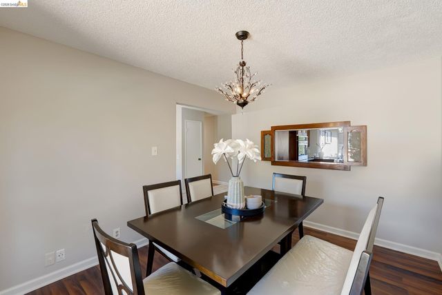 2651 Tamalpais Dr, Pinole, CA 94564