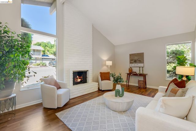 2651 Tamalpais Dr, Pinole, CA 94564