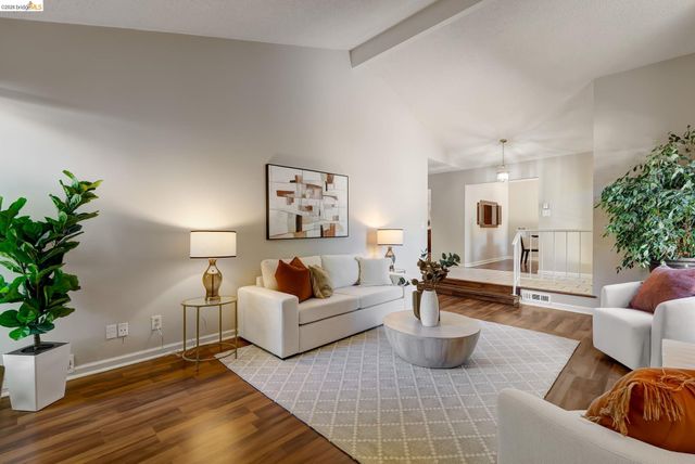 2651 Tamalpais Dr, Pinole, CA 94564