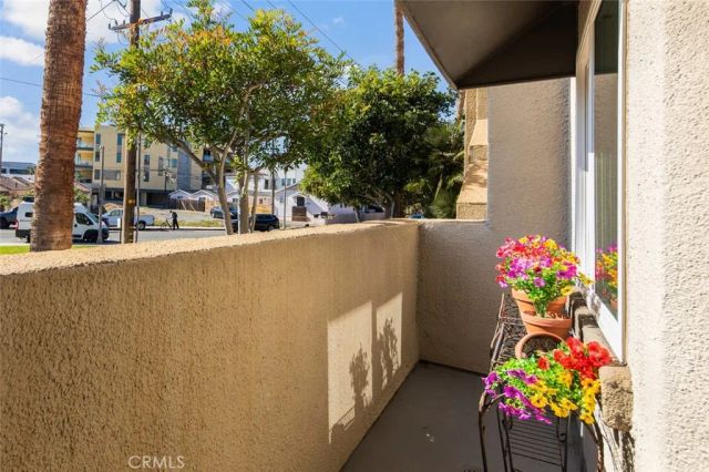 400 Lake 105, Huntington Beach, CA 92648