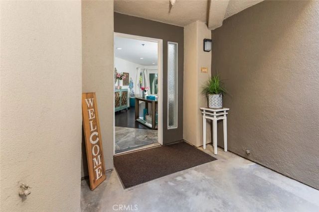 400 Lake 105, Huntington Beach, CA 92648