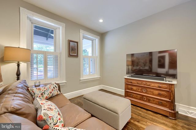 644 W WALNUT ST, Lancaster, PA 17603