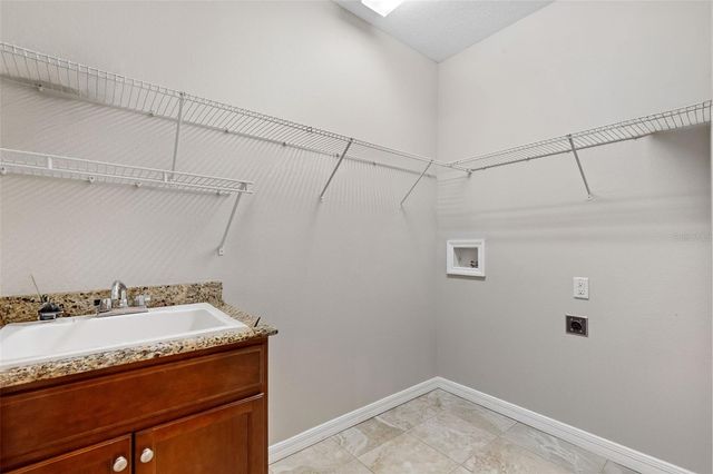1372 RISERVA LANE, Palm Harbor, FL 34683